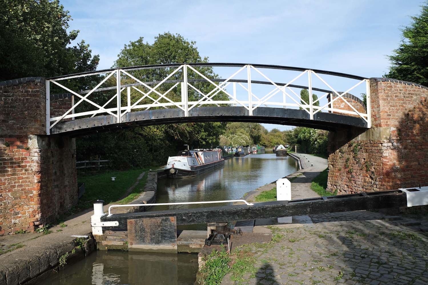 Hawkesbury Turnover Footbridge allowing the horse to change sides